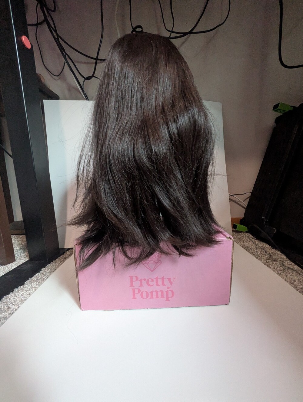Chelsey Smith Crowns Natural Dark Brown Wig NWOT - Picture 5 of 6